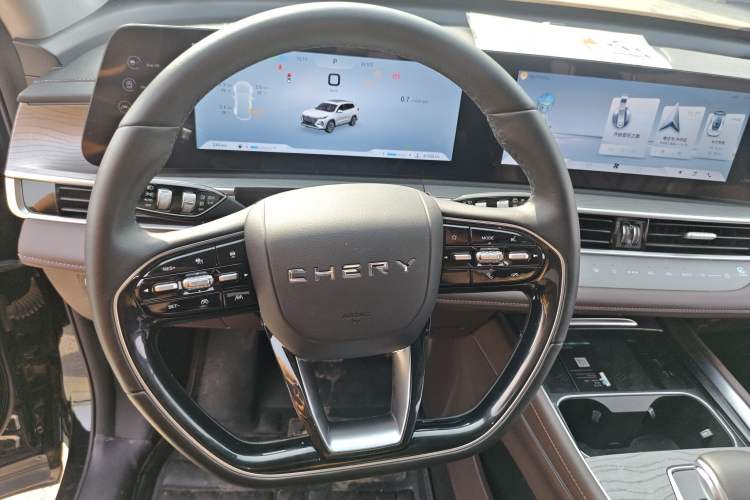 Used Chery Tiggo 8 PRO 2024 Champion Edition 390T Two-Wheel Drive Peak Version 5 Seats