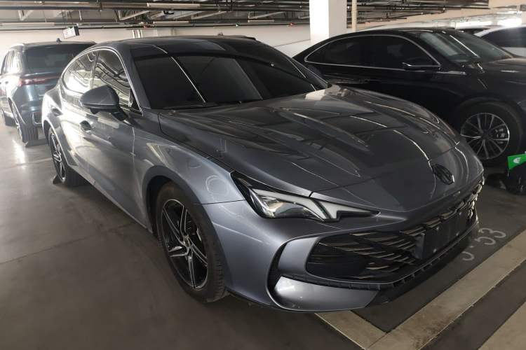 Used MG 7 2023 1.5T DCT Luxurious Supreme Edition
