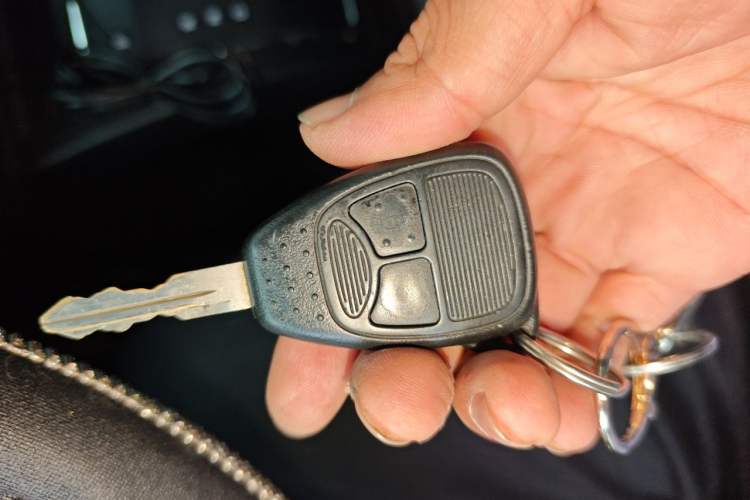 Used Jeep Compass 2015 2.0L two-wheel drive sport version
