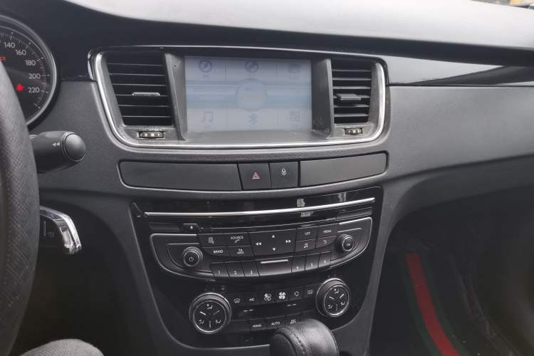 Used Peugeot 508 2013 2.0L 2nd Anniversary Edition with Automatic Sunroof – Classic Version Audio And AC Panel