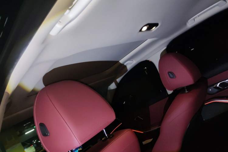 Used BMW 3 Series 2021 325i M Sport Night Edition package Headliner