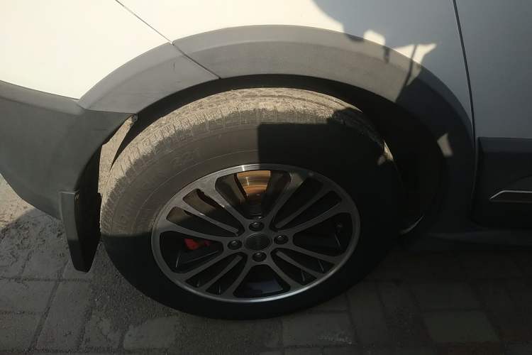 Used Haval H1 2015 1.5L AMT Luxury Model