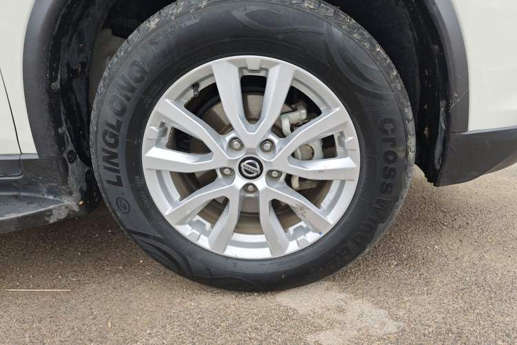 Used Nissan X-Trail 2019 2.0L CVT Comfort Edition 2WD Right Front Wheel Hub