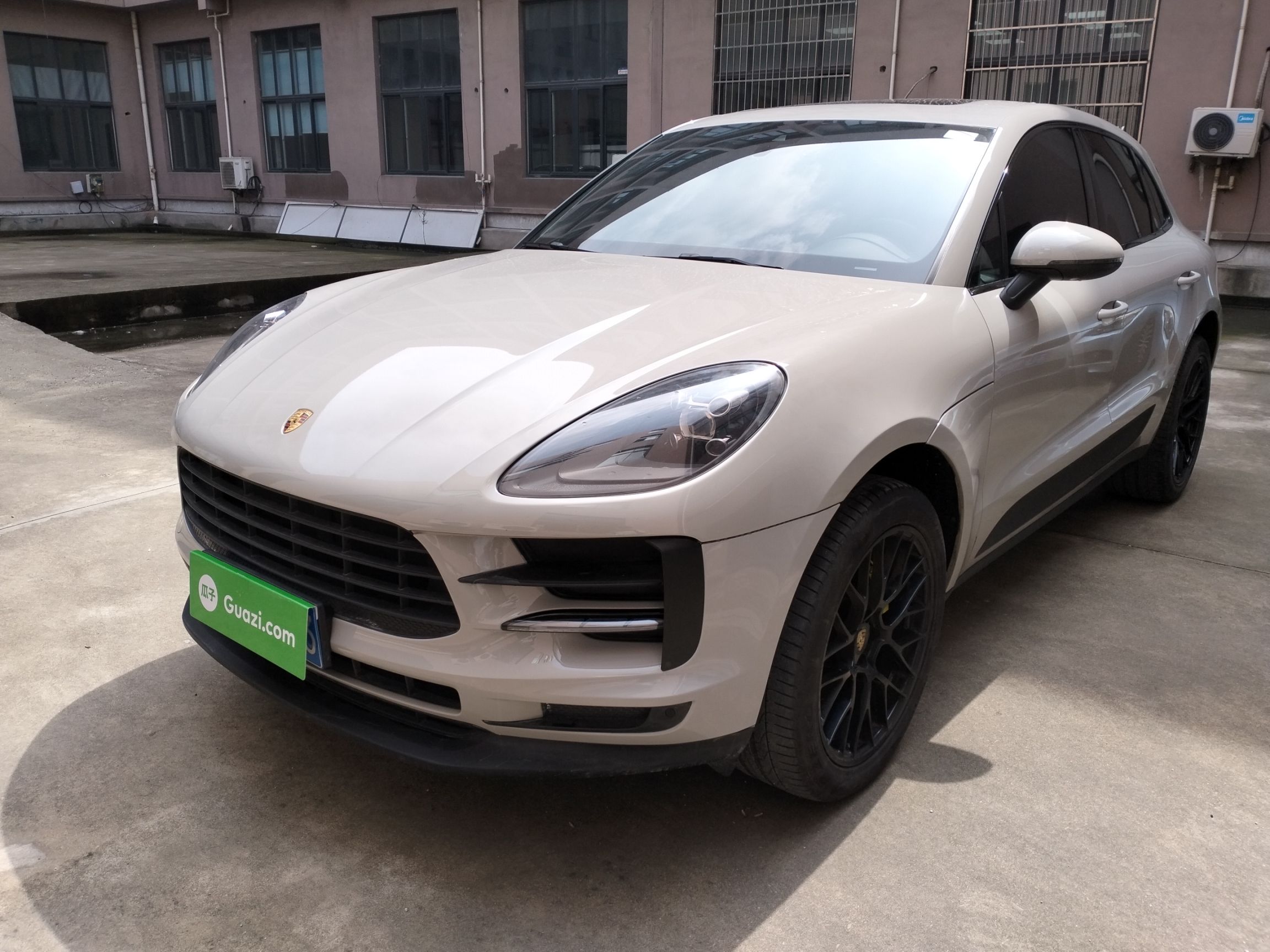 Parte inferior delantera