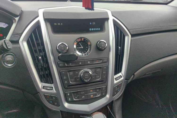 Used Cadillac SRX 2011 3.0L Flagship Edition
