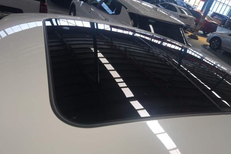 Used Roewe D7 2023 EV 510km Rear-Drive Flagship Edition Roof