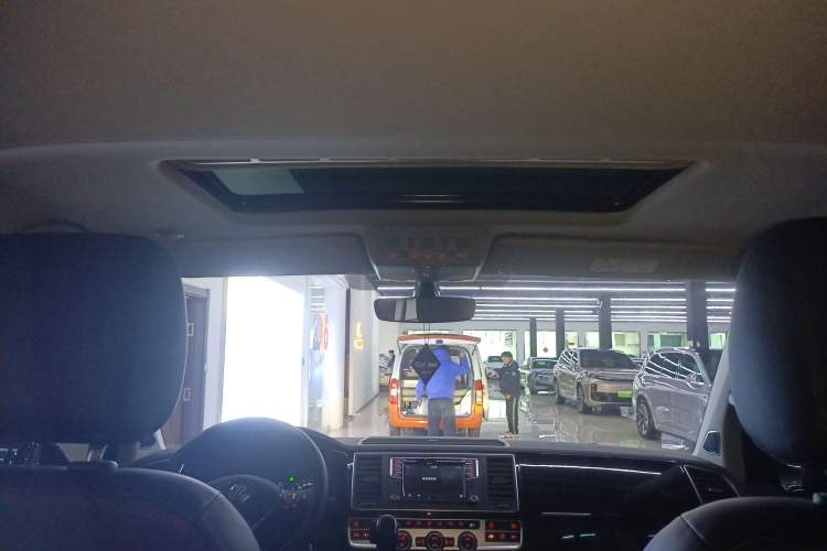 Used Volkswagen Multivan 2018 2.0 TSI 4x4 Explorer Edition 7-Seater
