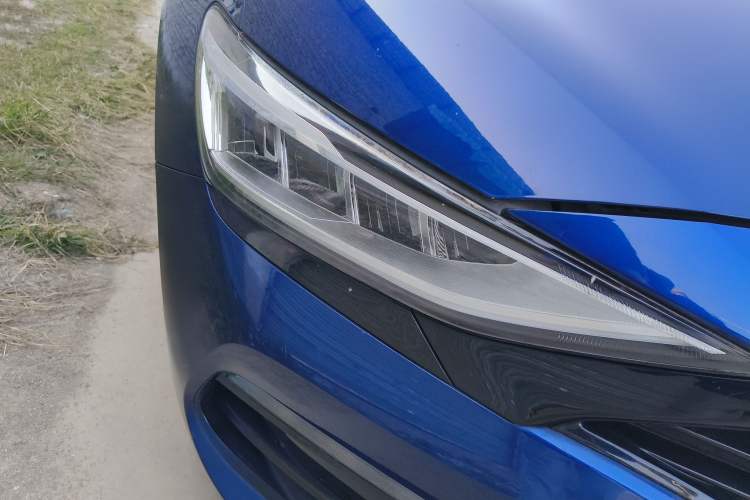 Used Hyundai Lafesta 2019 280TGDi Smart Speed Version China VI Standard Right Front Headlight