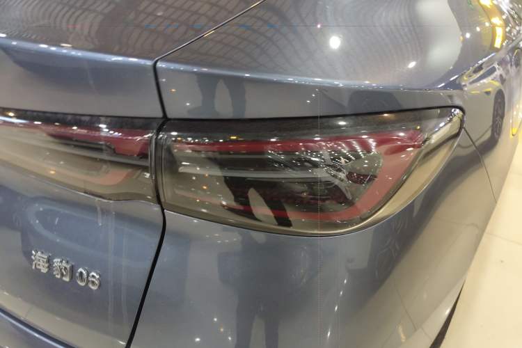 Used BYD Seal 06 New Energy 2024 DM-i 120KM Luxury Model
