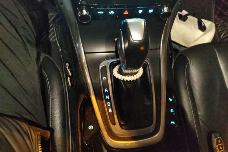 Used Ford Edge 2015 2.0T GTDi Four-Wheel Drive Prestige Model