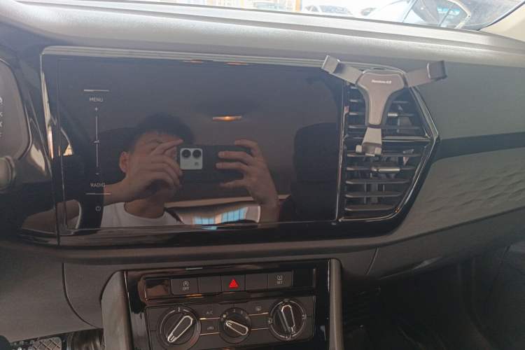 Used Jetta VS5 2019 280TSI Manual Entry-Level Model
