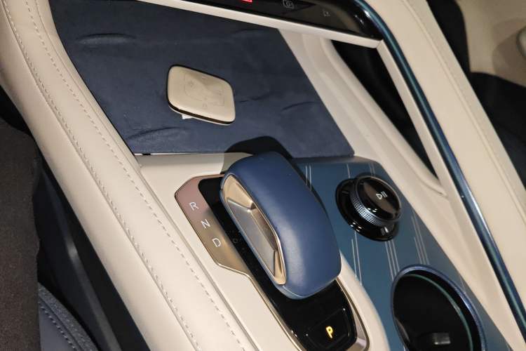 Used Zeekr 001 2025 YOU Edition 100 kWh All-Wheel Drive