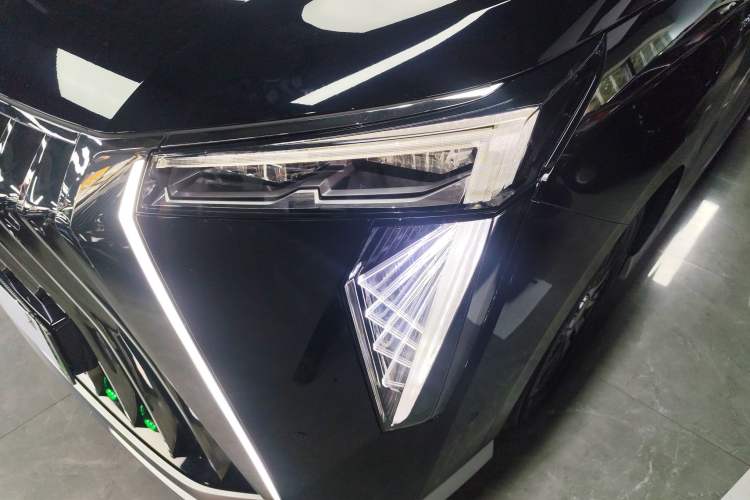 Used GAC Trumpchi E9 2025 E9 Superfast Charging – Master Series
