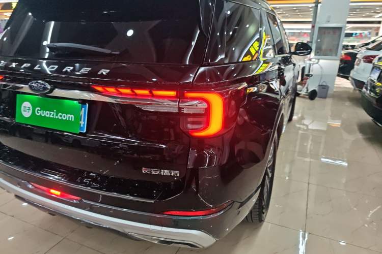 Used Ford Explorer 2023 EcoBoost 285 Four-Wheel Drive Titanium Edition 7-Seater
