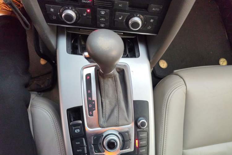 Used Audi A6L 2011 2.0 TFSI Automatic Standard Edition