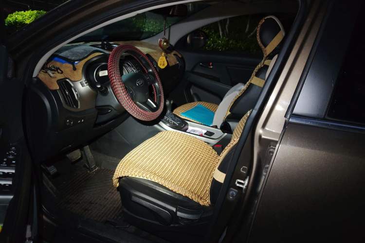 Used Kia Sportage R 2016 2.0L Automatic Two-Wheel Drive DLX Left Front Seat