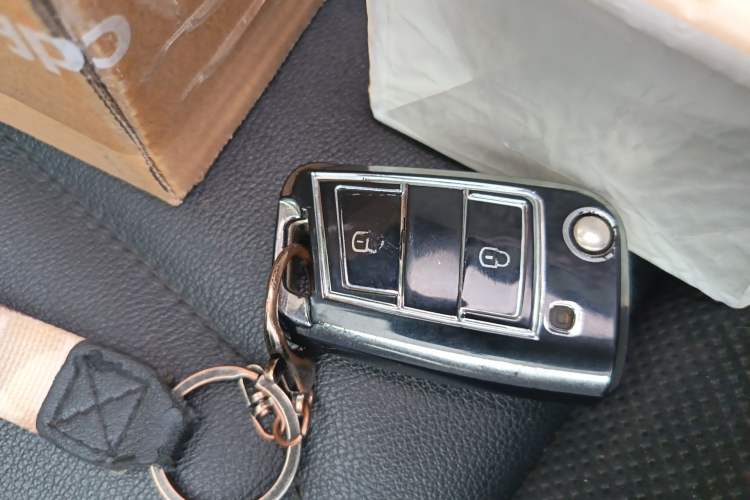 Used Volkswagen Tayron 2020 330TSI Two-Wheel Drive Luxury Smart Connectivity Version Vehicle Key