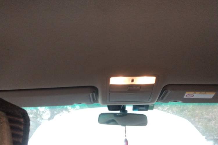 Used Toyota Highlander 2012 2.7L Two-Wheel Drive 7-Seater Elite Edition
