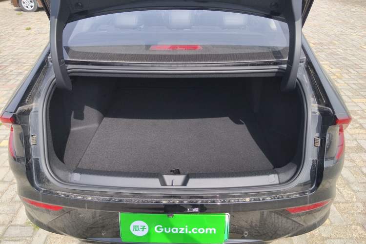 Used Wuling Xingguang 2024 Co-Creation Edition 510 Advanced Model
