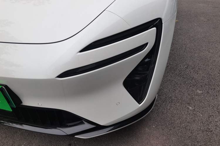 Used Avatr 06 2025 Ultra Pure Electric Edition Left Front Headlight