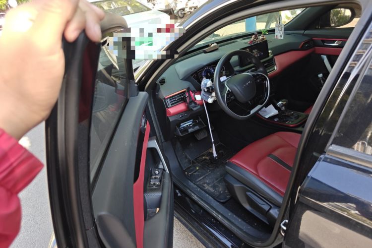 Used Dongfeng Aeolus Yixuan 2021 230T Automatic Zuiying Knight Edition Interior 3