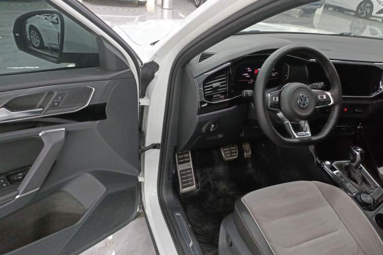 Used Volkswagen Tayron 2020 380TSI All-Wheel Drive R-Line Connected Version