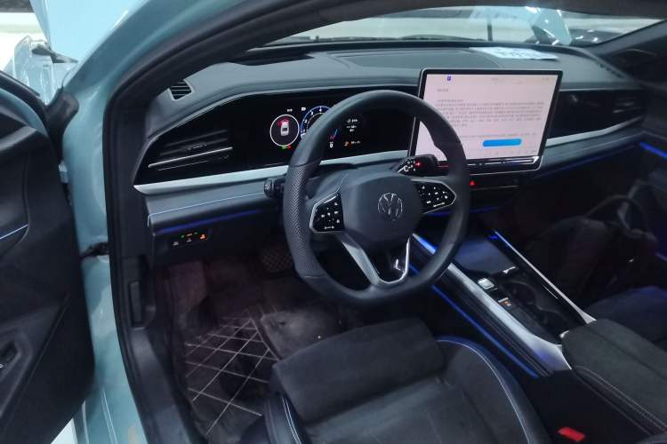 Used Volkswagen Passat 2025 Pro 380TSI Starry Dragon Luxury Edition Center Console