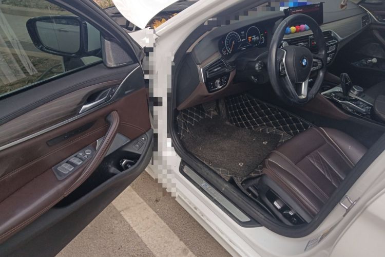 Used BMW 5 Series New Energy 2019 530Le Luxury Package Driver Seat