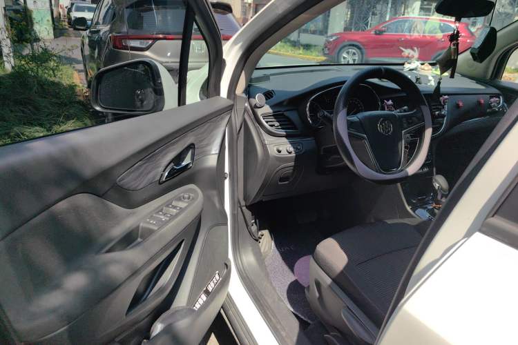 Used Buick Encore 2018 18T Automatic Two-Wheel Drive Urban Leading Model Driver Seat