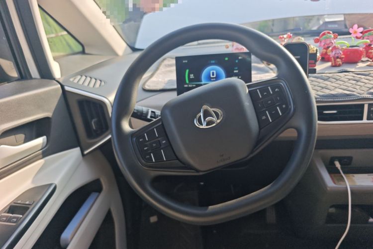 Used CHANGAN KUAYUE Starlight EV 2025 Model 7-Passenger Passenger Vehicle, 350 km, Luxury Edition Steering Wheel