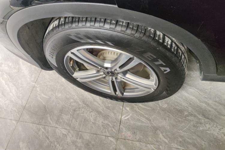 Used Mercedes-Benz GLC 2020 GLC 260 L 4MATIC Luxury Model Right Rear Wheel Hub