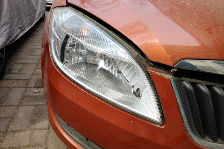 Used Skoda Fabia 2014 1.4L Manual Crystal Edition
