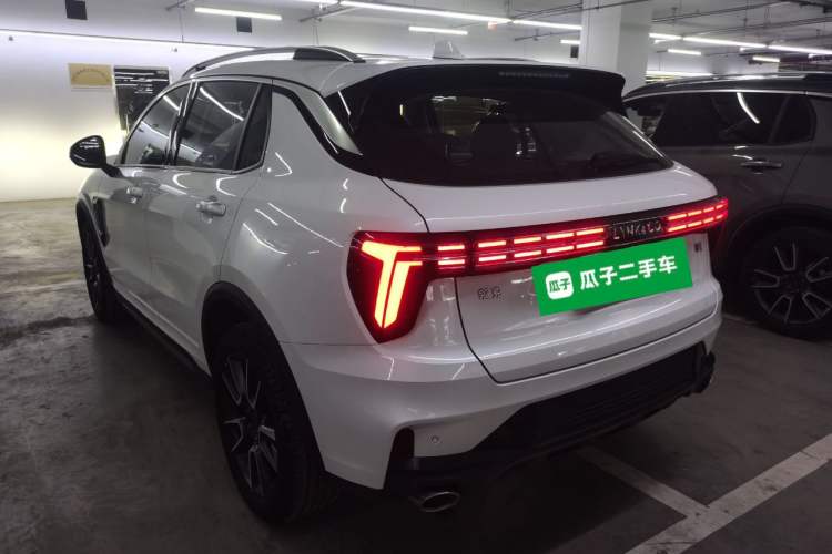 Used Lynk & Co 01 2023 2.0TD Two-Wheel Drive Pro Trim Rear Left 45 Deg