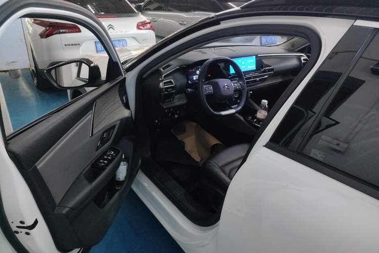 Used Citroen C5 X 2021 1.6T Enjoy the Extraordinary Driver Seat