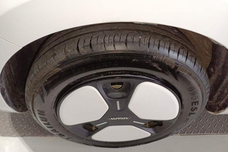 Used CHANGAN NEVO Lumin 2023 205km Xiangqin Version
