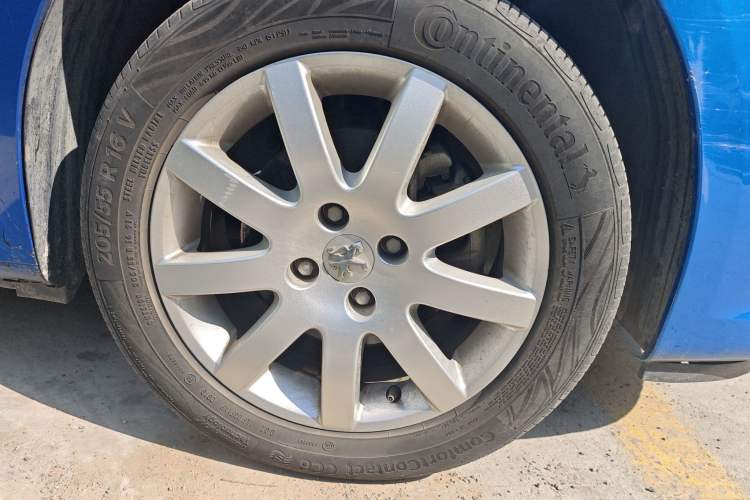 Used Peugeot 307 2013 Hatchback 1.6L Manual Comfort Edition