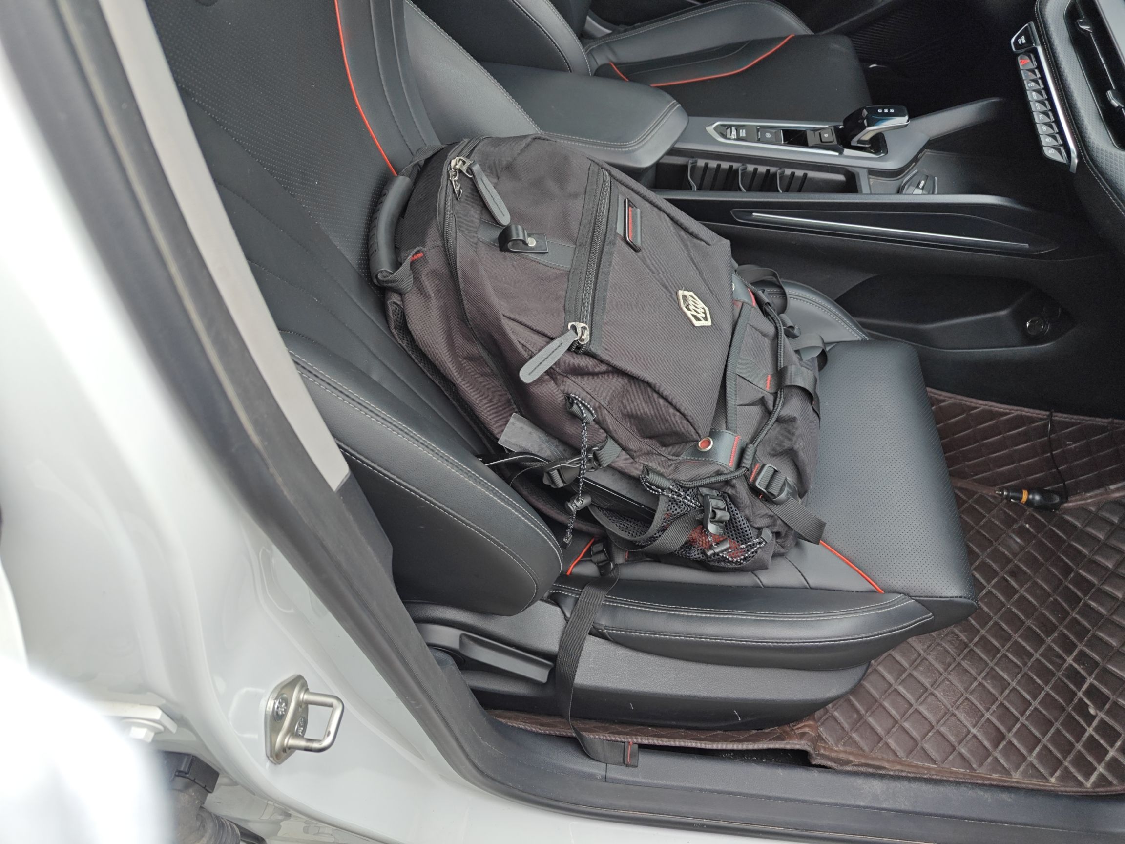 Geely Auto Binray 2022 Binrui COOL 1.5T DCT Windstorm Edition — снимка 19