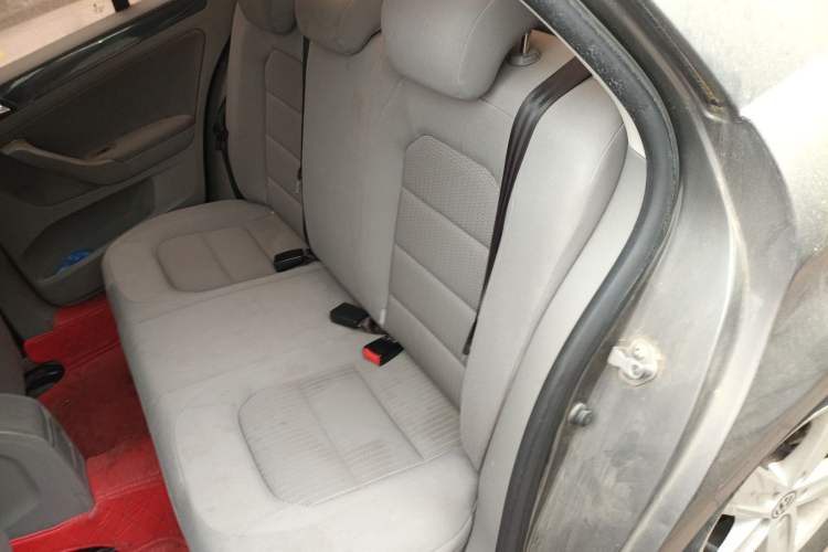 Used Volkswagen Bora 2014 1.6L Manual Fashion Edition
