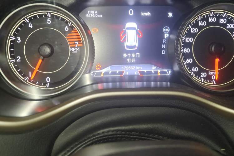 Used Jeep Cherokee 2017 2.0L Superior Edition
