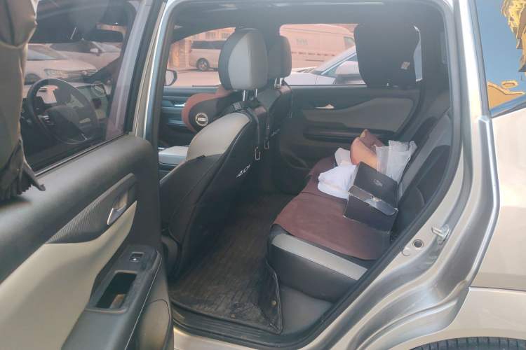 Used Hycan Z03 2022 620 km Range Trendy Cool Version 160 kW 76.8 kWh