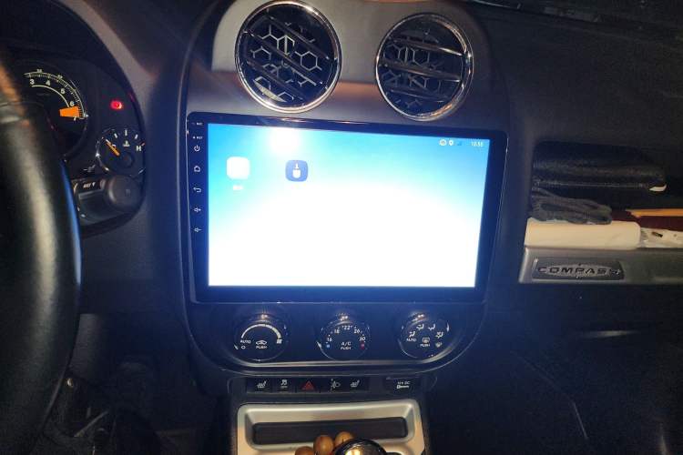 Used Jeep Compass 2014 Revised Version 2.0L Two-Wheel Drive Elite Edition Audio And AC Panel