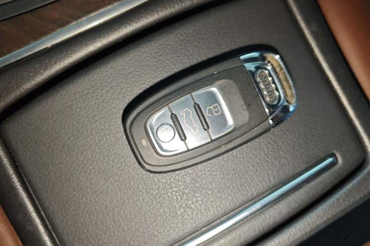 Used Audi A6L 2014 30 FSI Technology Model