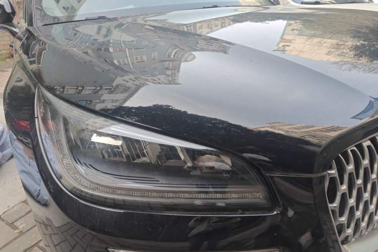 Used Lincoln Corsair 2022 Revised Version 2.0T Two-Wheel Drive Luxury Edition Right Front Headlight