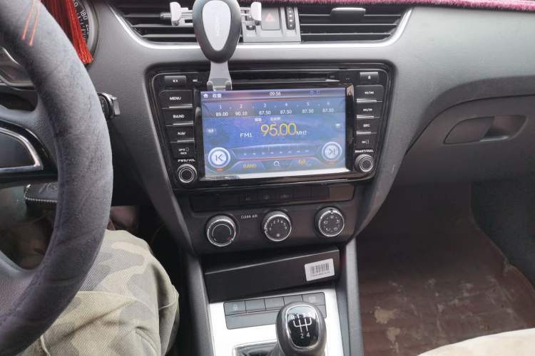 Used Skoda Octavia 2016 1.6L Manual Trend Edition
