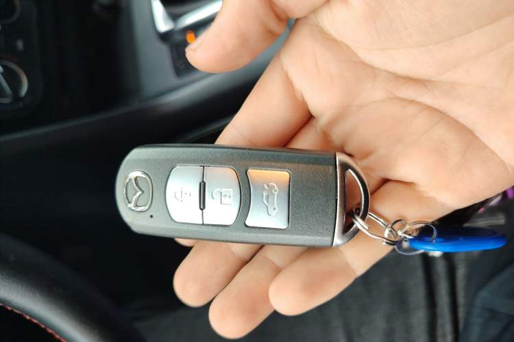 Used Mazda 3 Axela 2016 Sedan 1.5L Automatic Comfort Model Vehicle Key