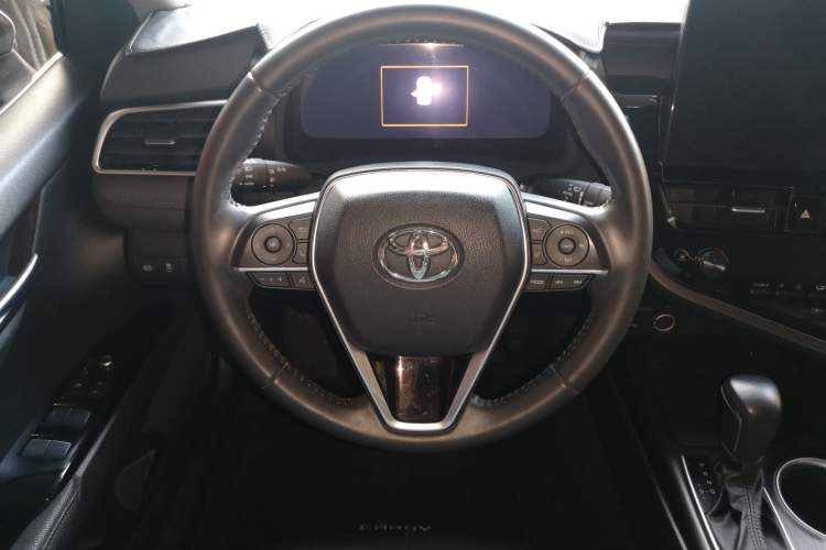 Used Toyota Camry 2021 2.5G Luxury Edition
