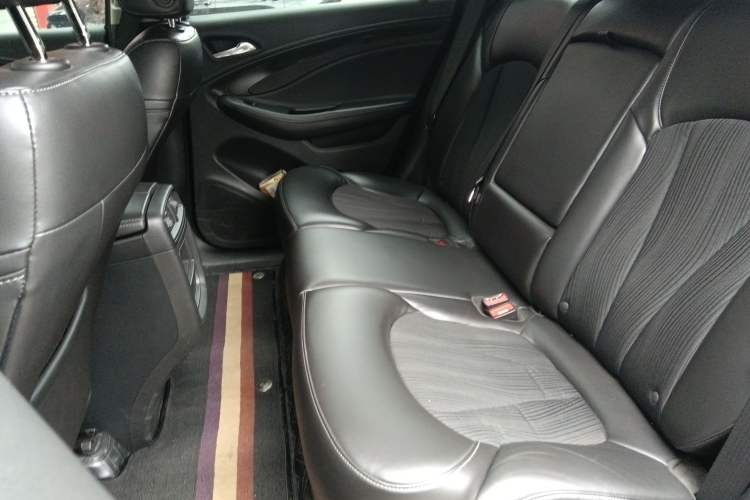 Used Buick Envision 2020 20T Two-Wheel Drive Leading Version
