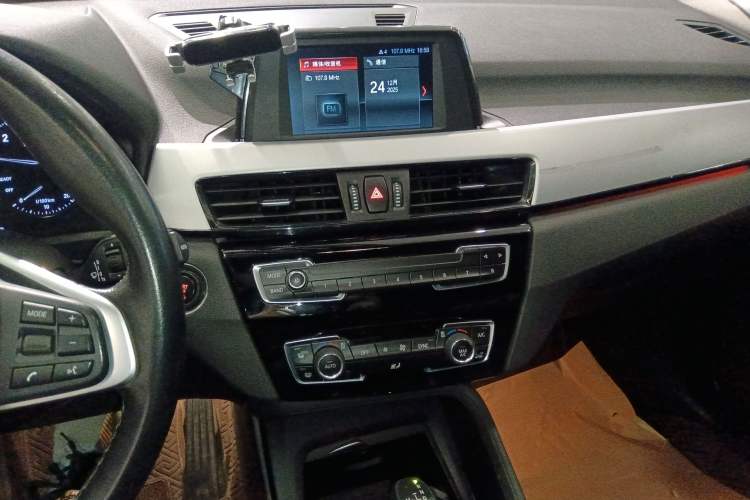 Used BMW X1 2019 sDrive18Li Fashion Model
