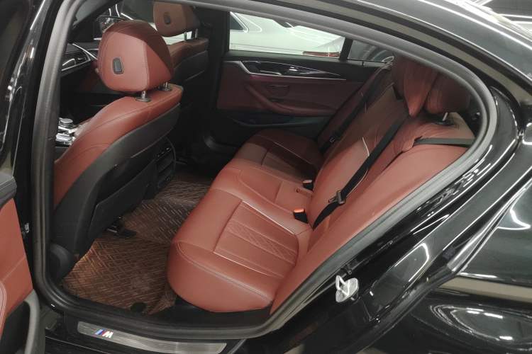 Used BMW 5 Series 2021 525Li M Sport Package Left Rear Seat