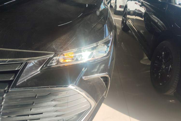 Used Toyota Avalon 2019 2.0L XLE Premium Edition China VI